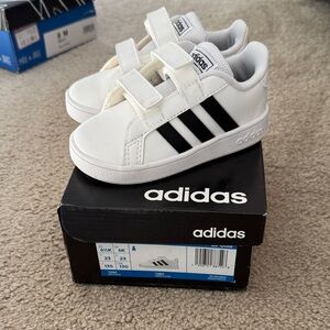 Adidas Toddler Sneakers in White and Black